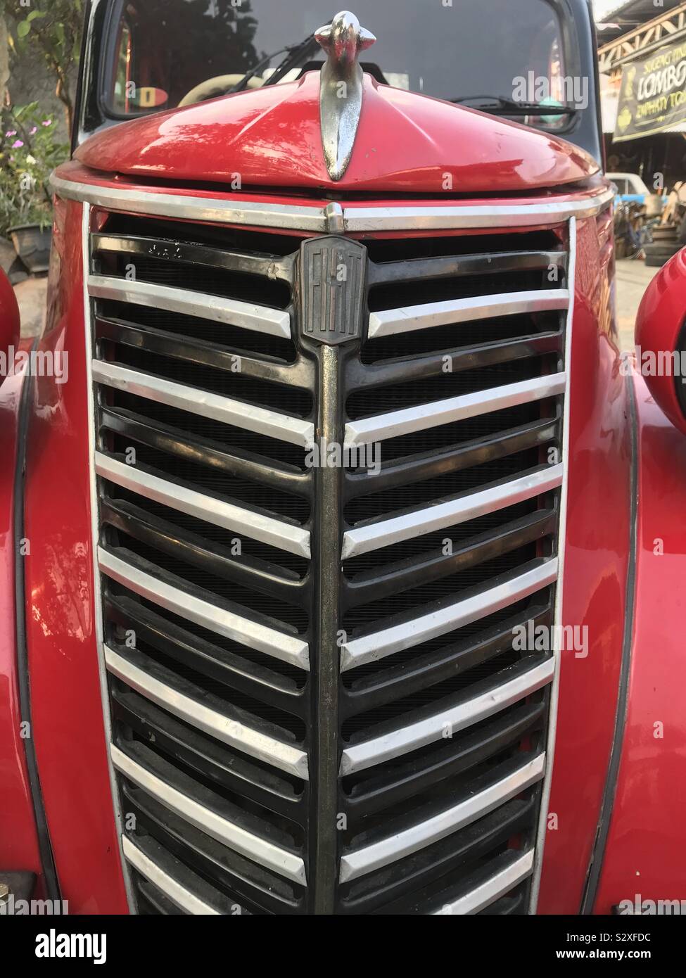 Fiat front sale grill