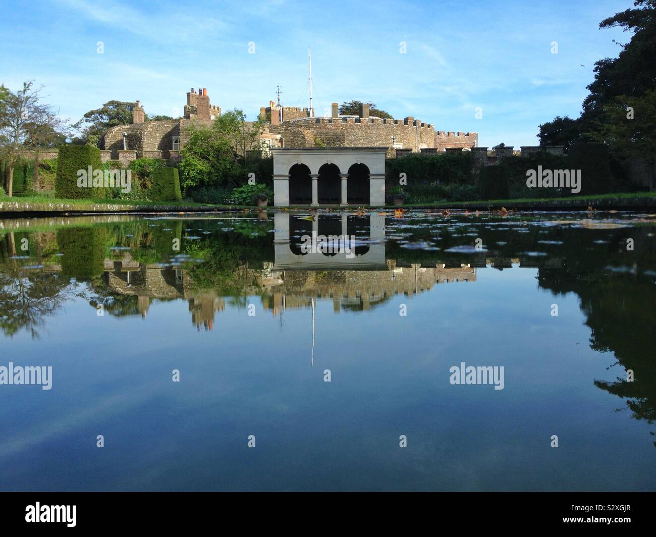 The pond in the Queen Mother’s Garden at Walmer Castle in Kent Stock Photo