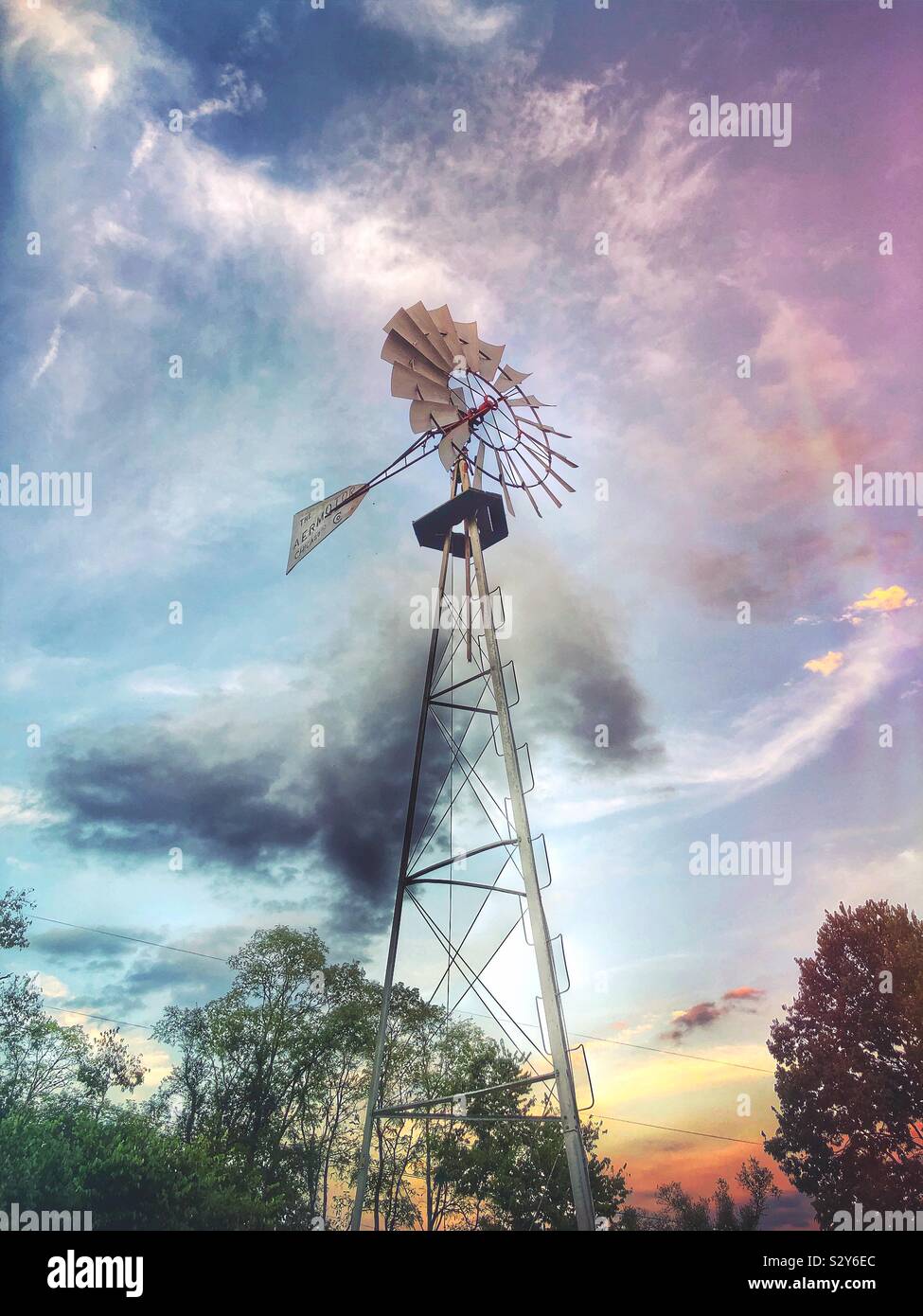 Windmill end hi-res stock photography and images - Alamy