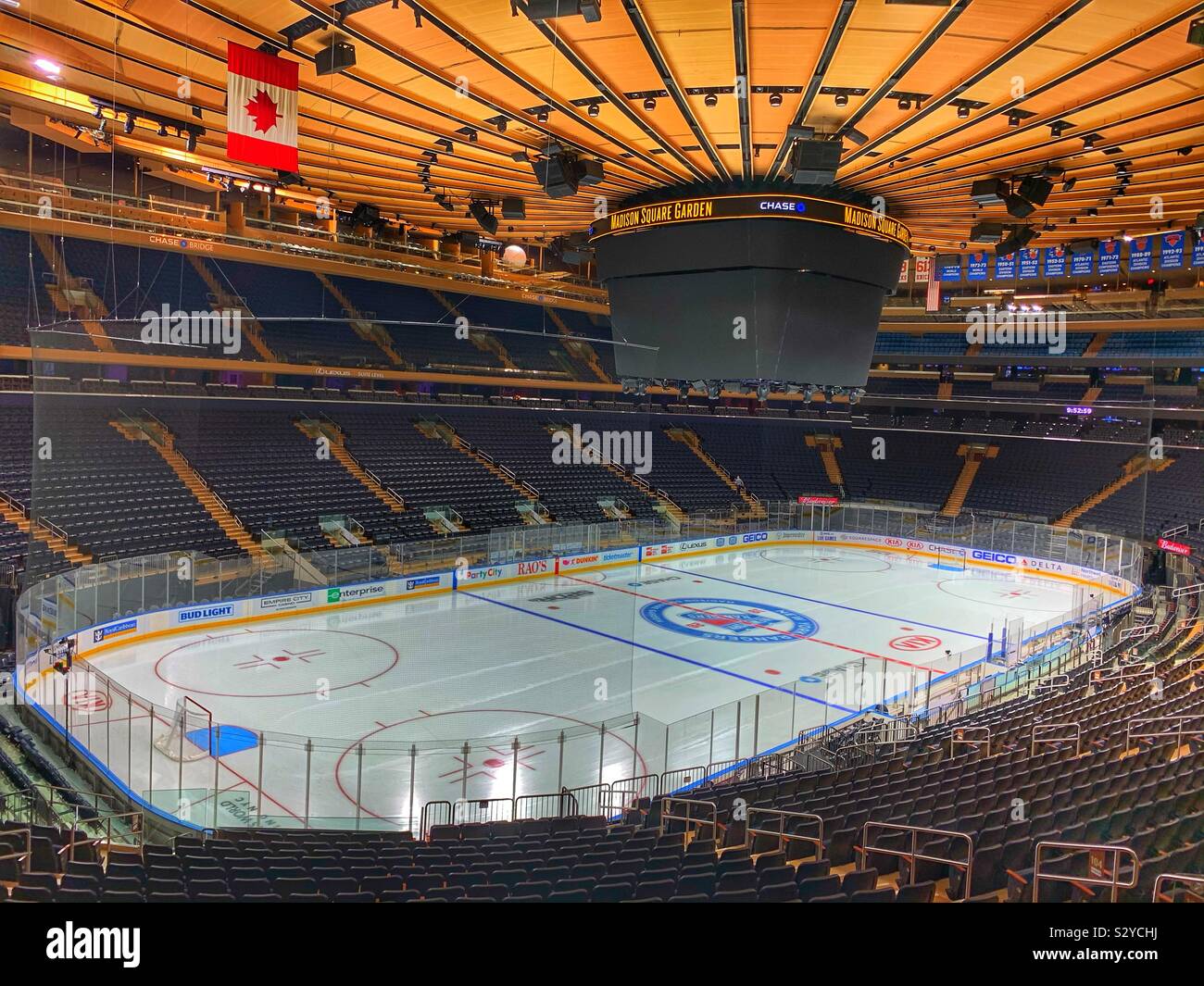 Maddison Square Garden ice hockey pitch, New York, USA Stock Photo Alamy