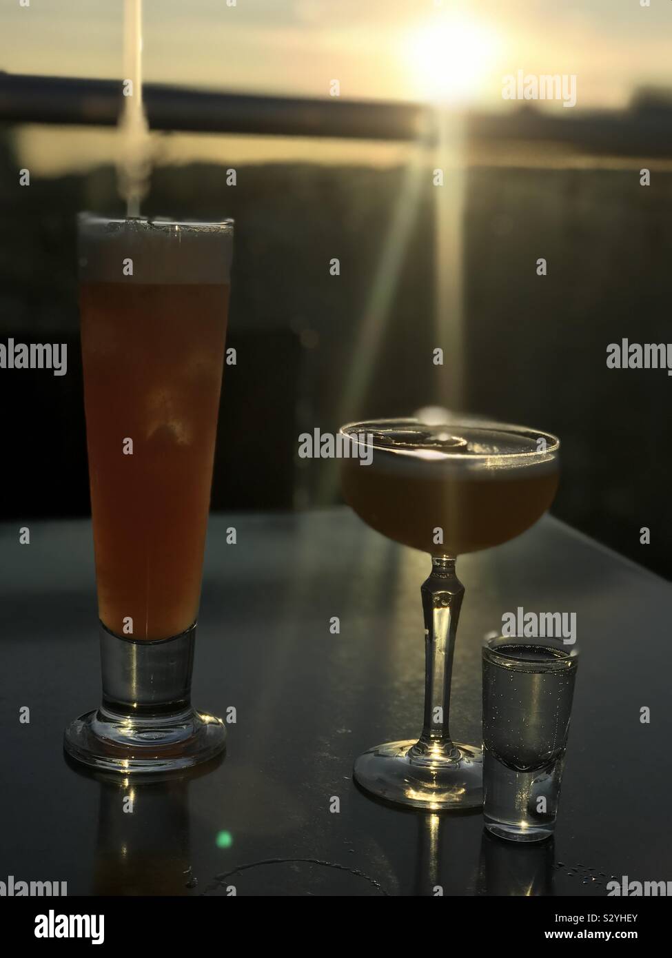 Martini at sunset hires stock photography and images Alamy