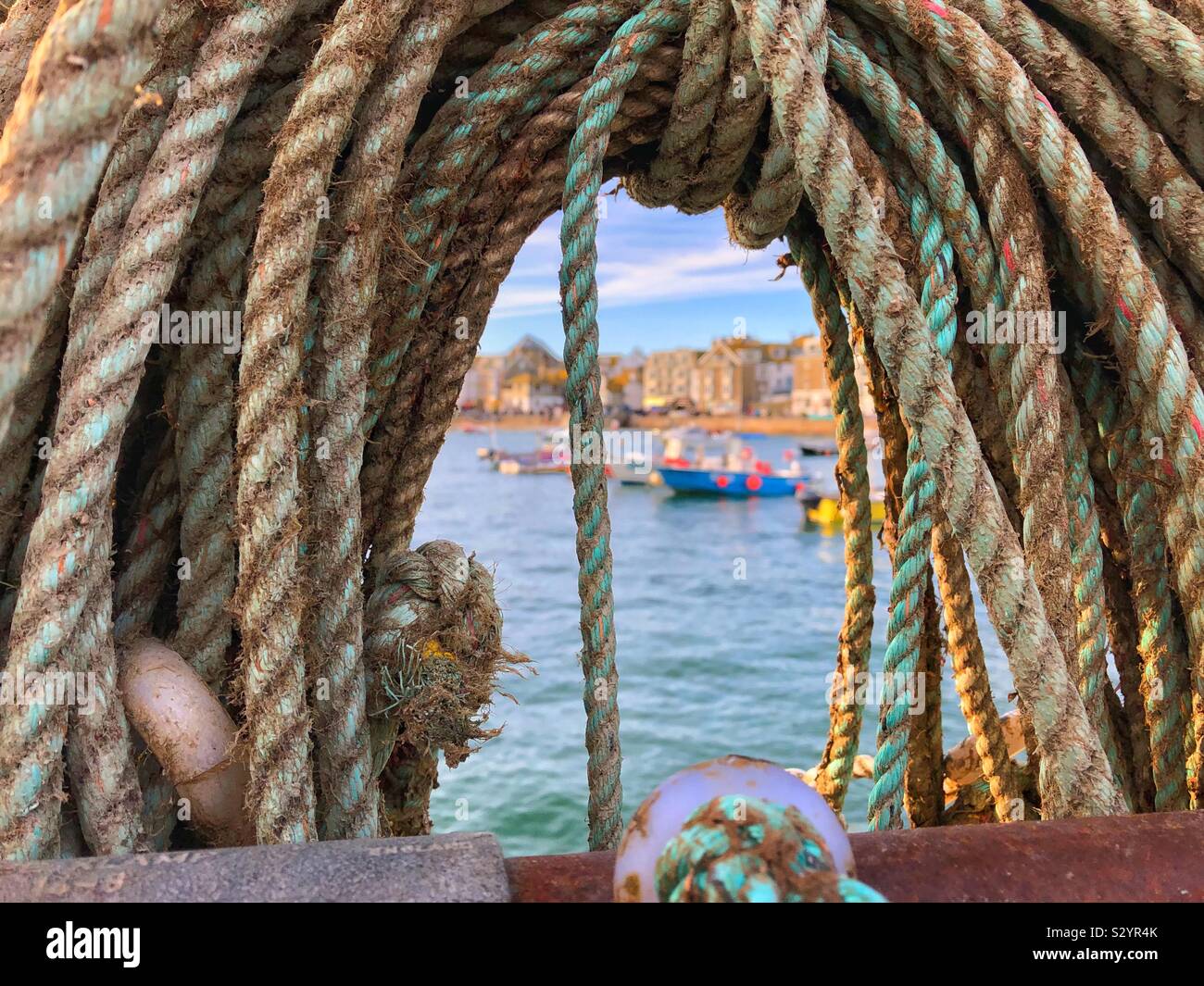 Rope railings hi-res stock photography and images - Alamy