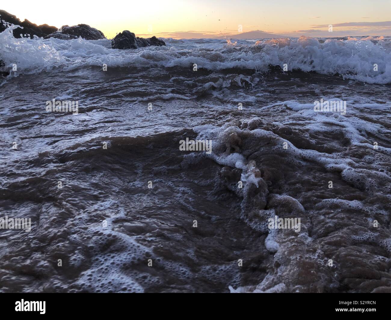 Hawaii waves hi-res stock photography and images - Alamy