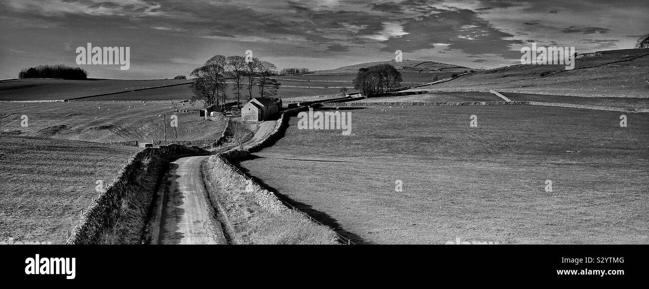 Black panoramic hi-res stock photography and images - Alamy