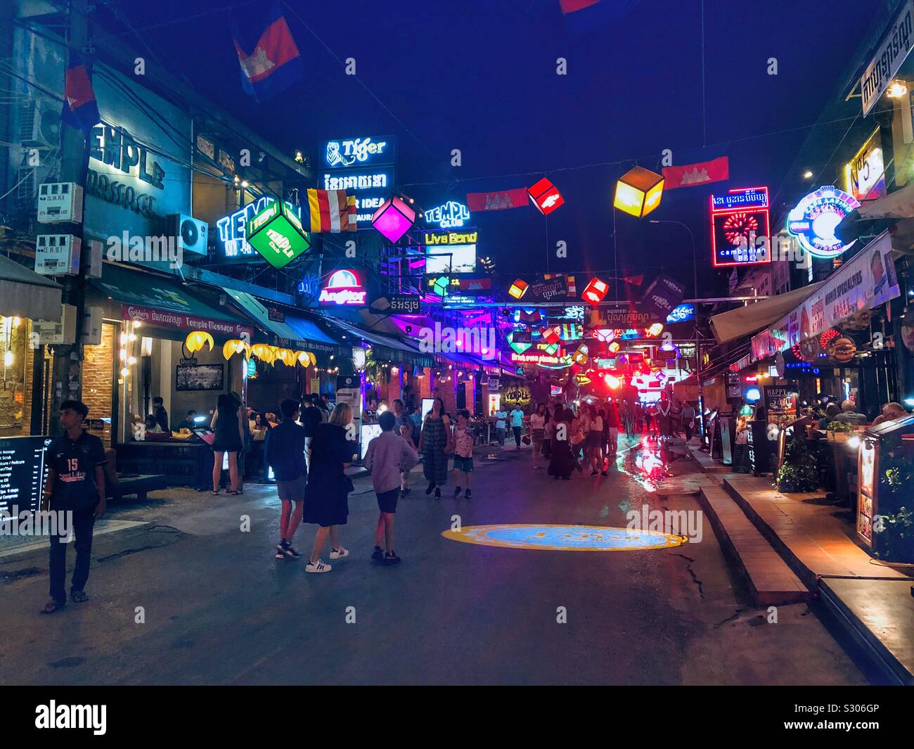 The popular Pub Street in Siem Reap, Cambodia Stock Photo Alamy