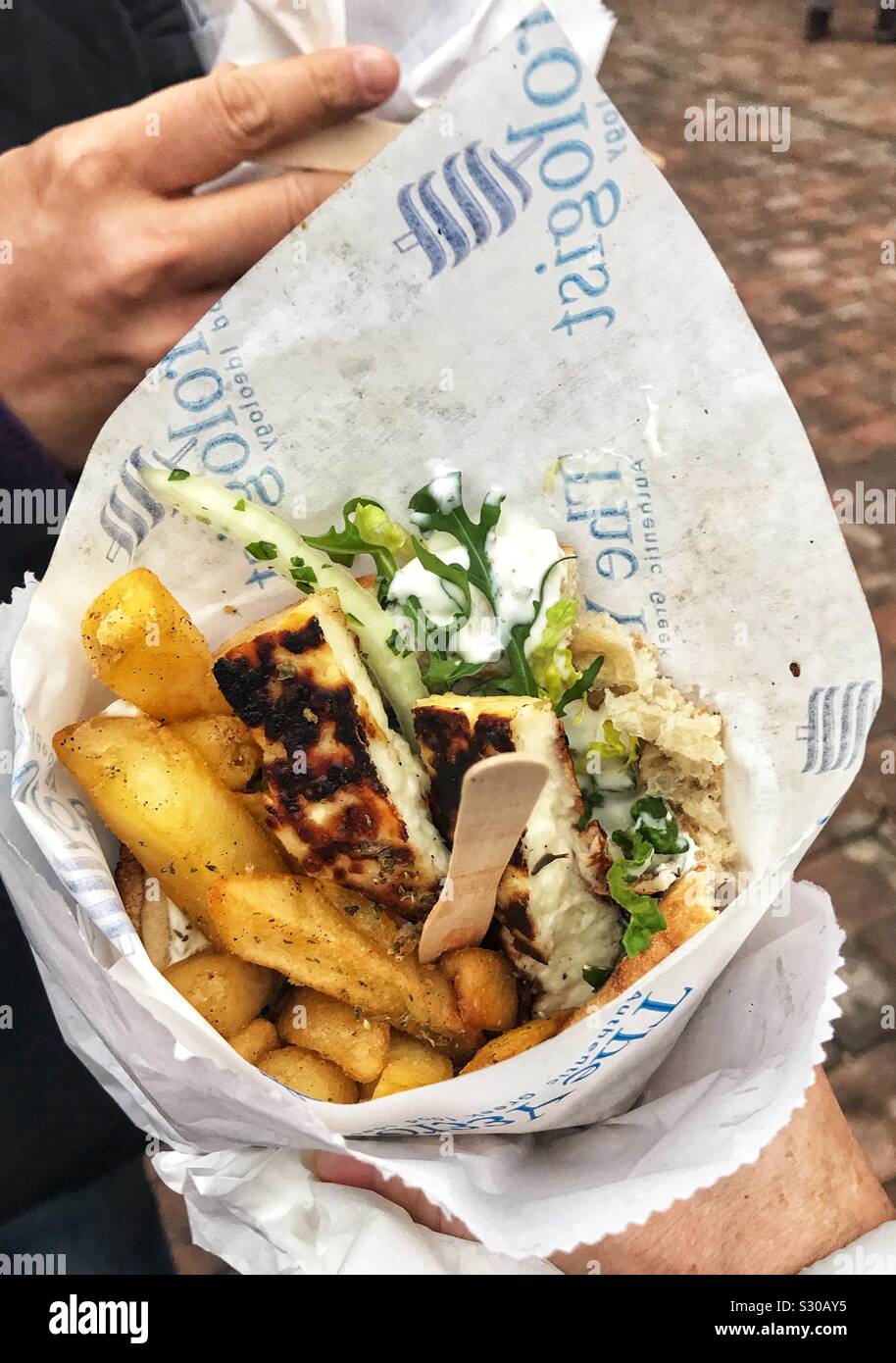 Greek Halloumi Pitta Wrap Street Food Stock Photo Alamy