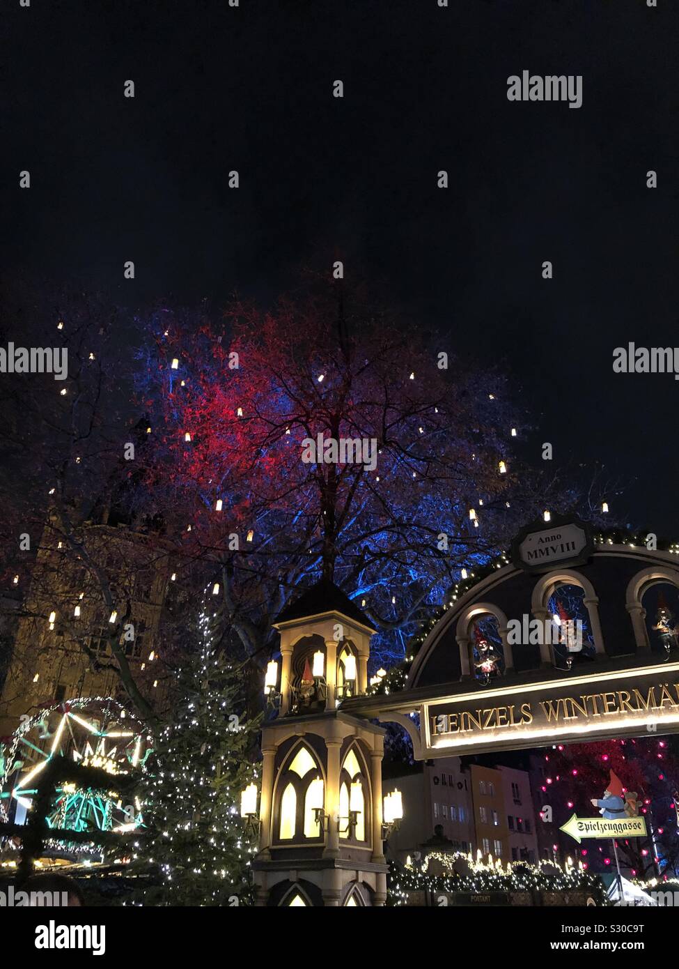 Cologne Christmas Market Stock Photo Alamy