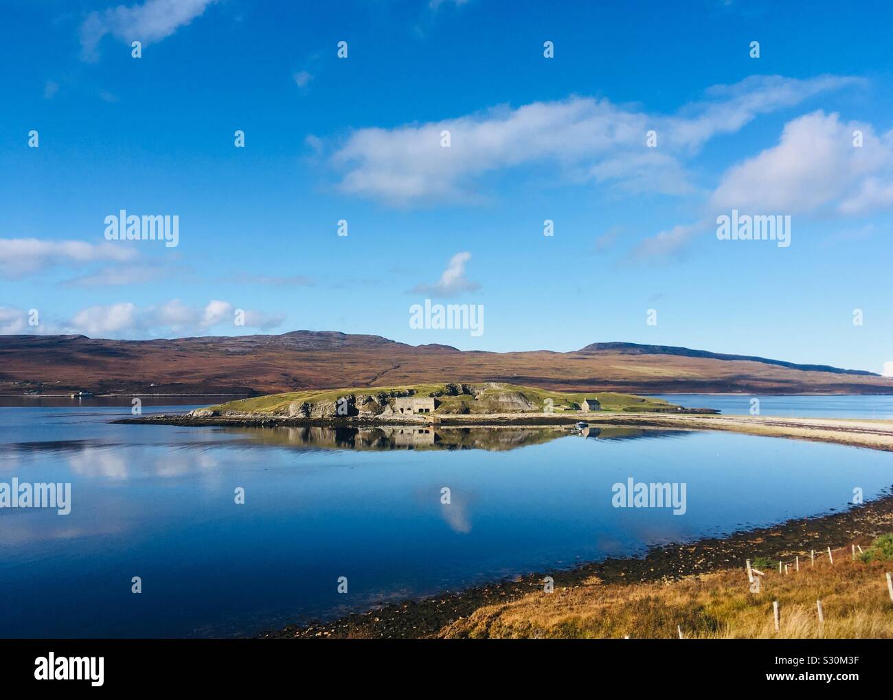 Ard Neackie Lime Kilns, Loch Eriboll, Sutherland, Scotland Stock Photo