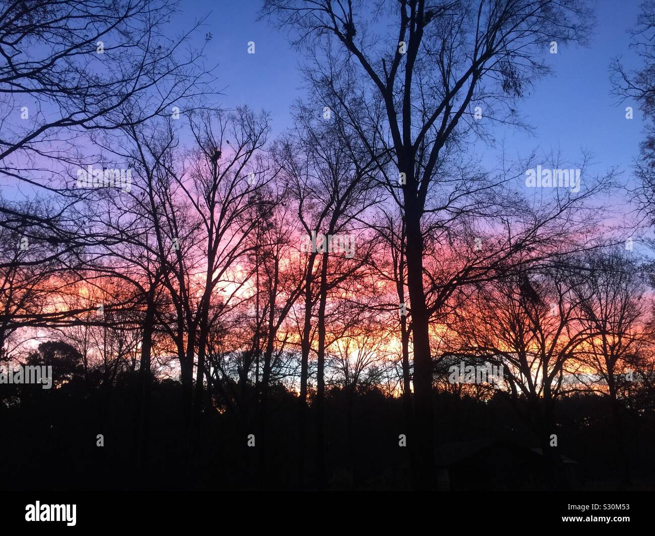 Pretty sunrise hi-res stock photography and images - Alamy