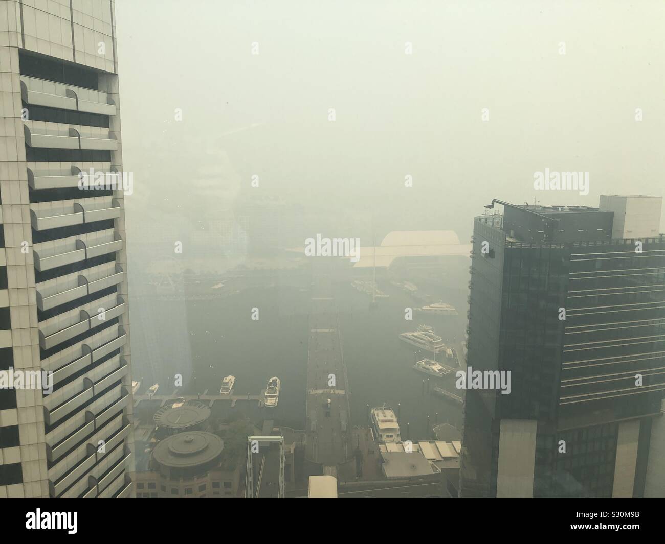 Sydney Smoke High Resolution Stock Photography And Images Alamy