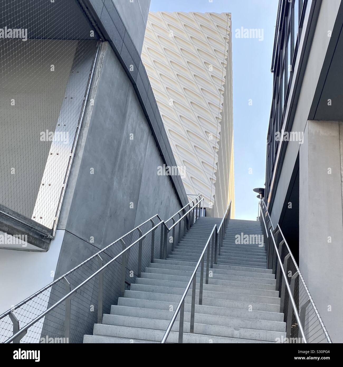LOS ANGELES, CA, NOV 2019: angled view of concrete staircase leading up to The Broad, art gallery in Downtown - Smartphone Captured Stock Image