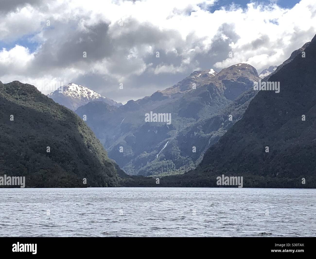 Lake Manapouri; South Island, New Zealand Stock Photo - Alamy