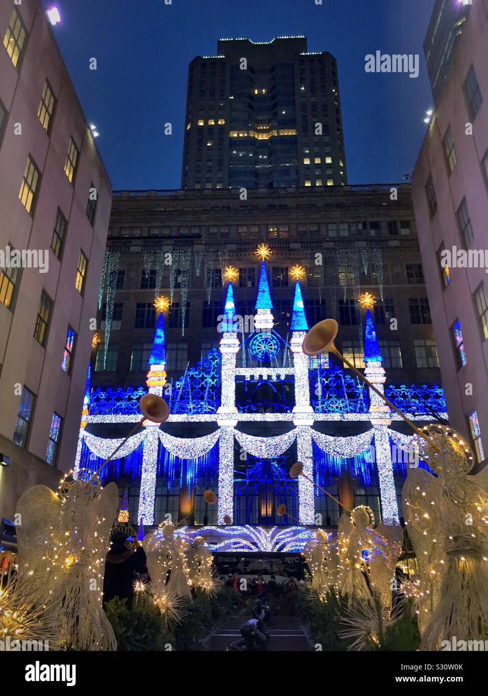 The sound and light show on the façade of Saks fifth avenue department
