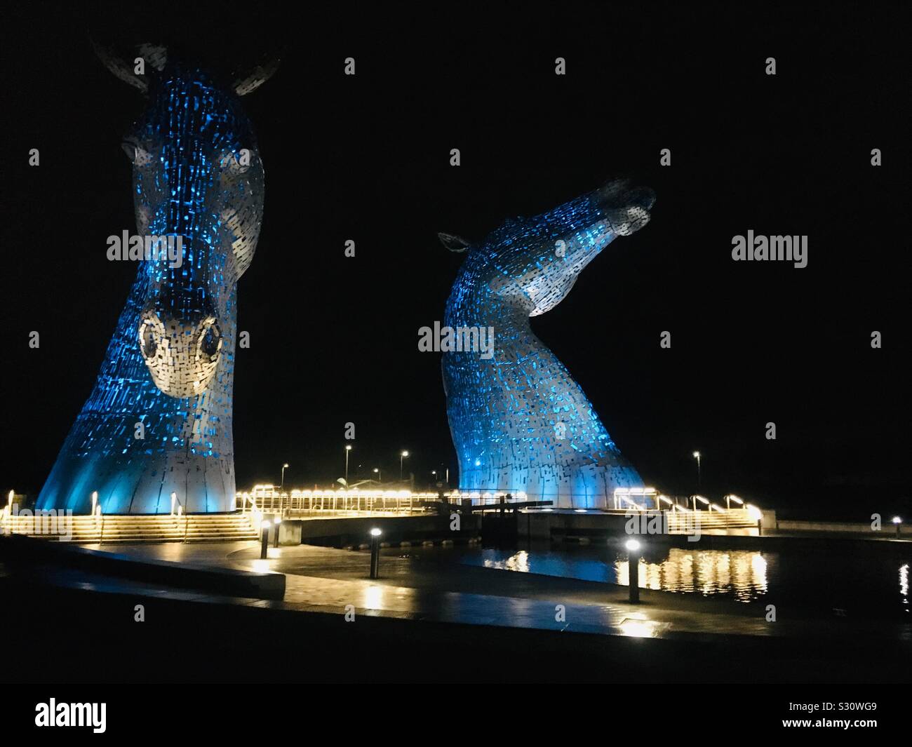 Kelpies night hires stock photography and images Alamy