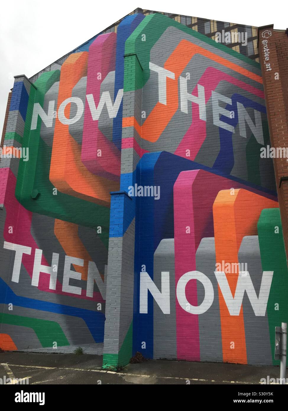 Painted wall art in Sheffield Stock Photo Alamy