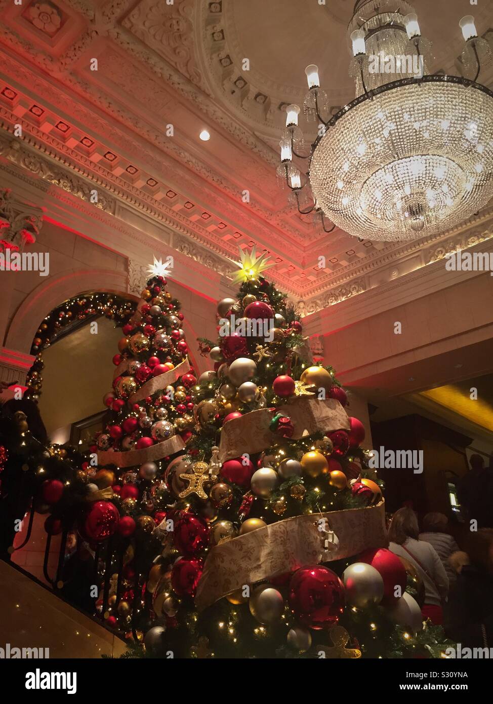 Hotel new york city christmas decorations hi-res stock photography and