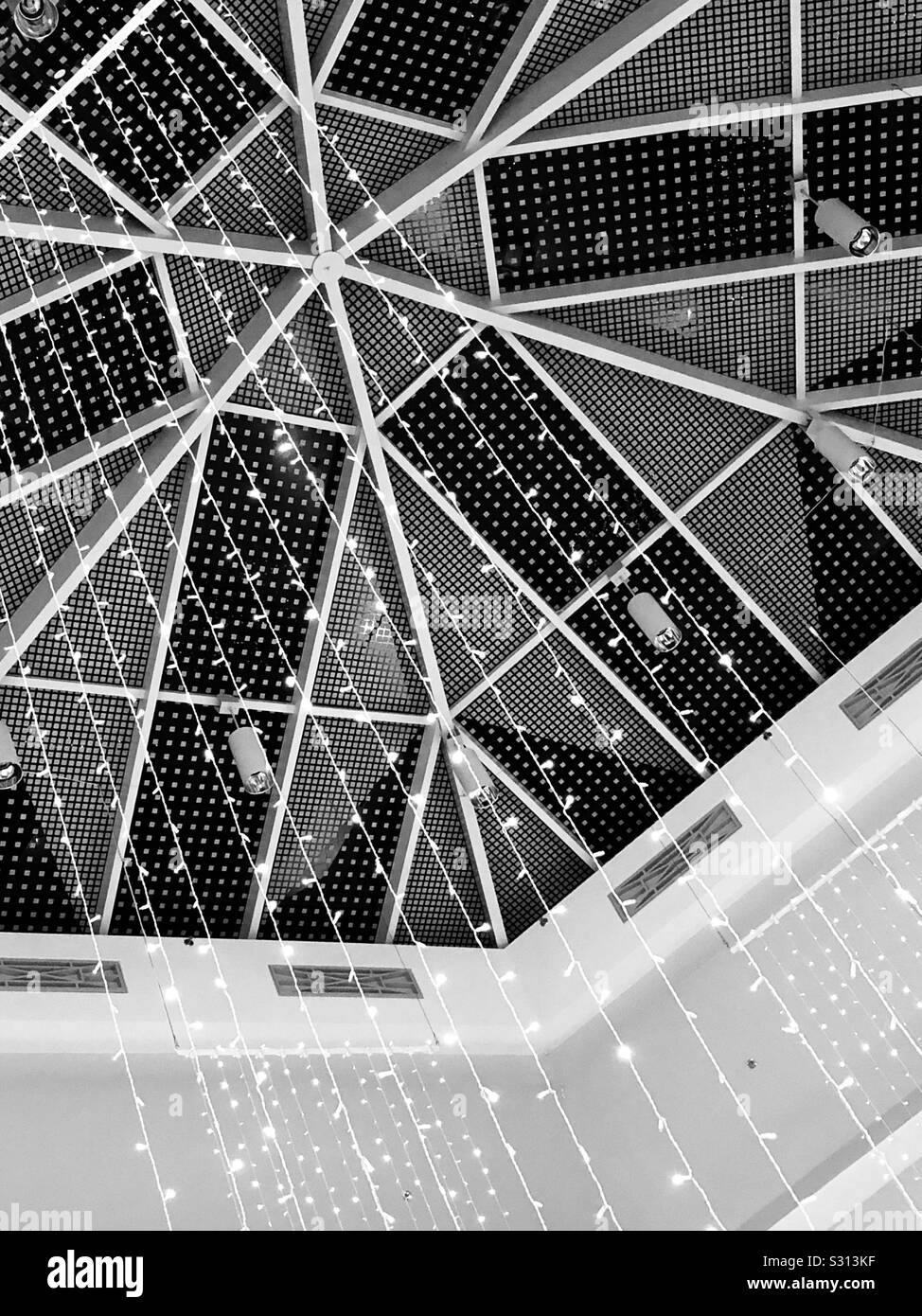 Abstract pattern of a domed ceiling in black and white geometric shapes. - Smartphone Captured Stock Image