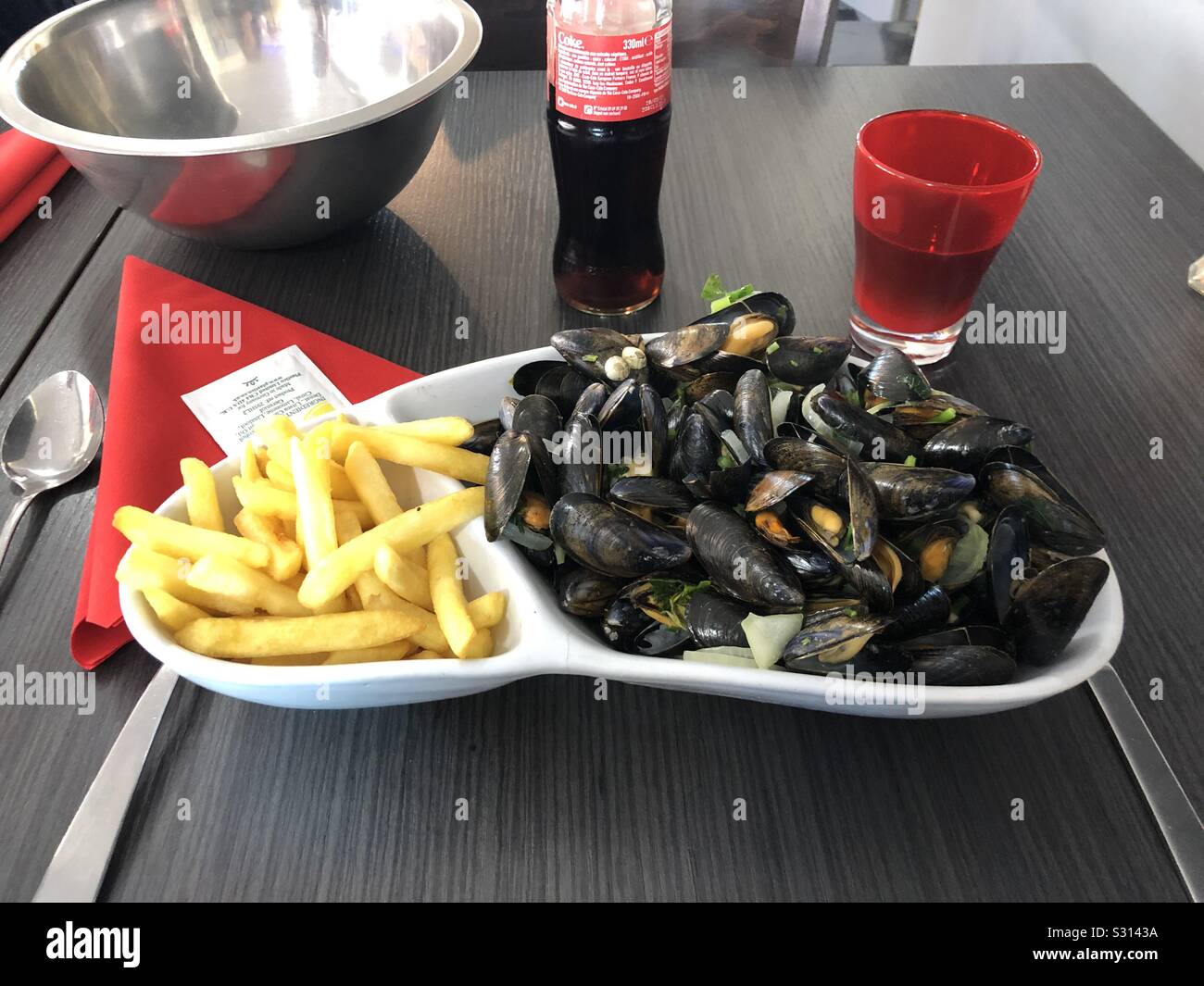 Moussels and french fries or molues-frites. Typical Belgian food Stock  Photo - Alamy