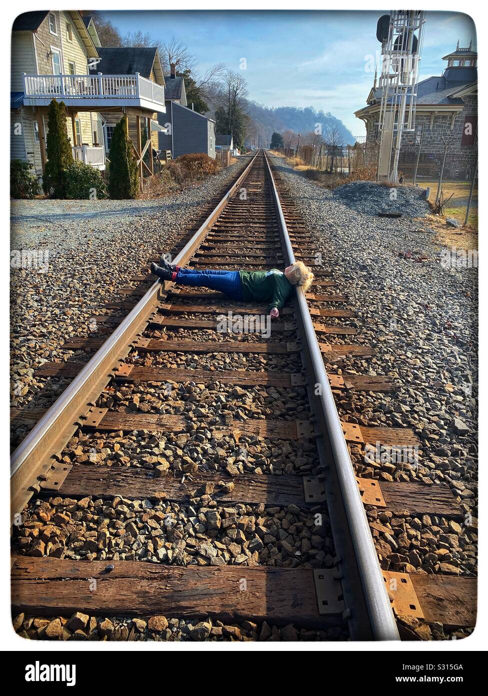 Laying track hires stock photography and images Alamy