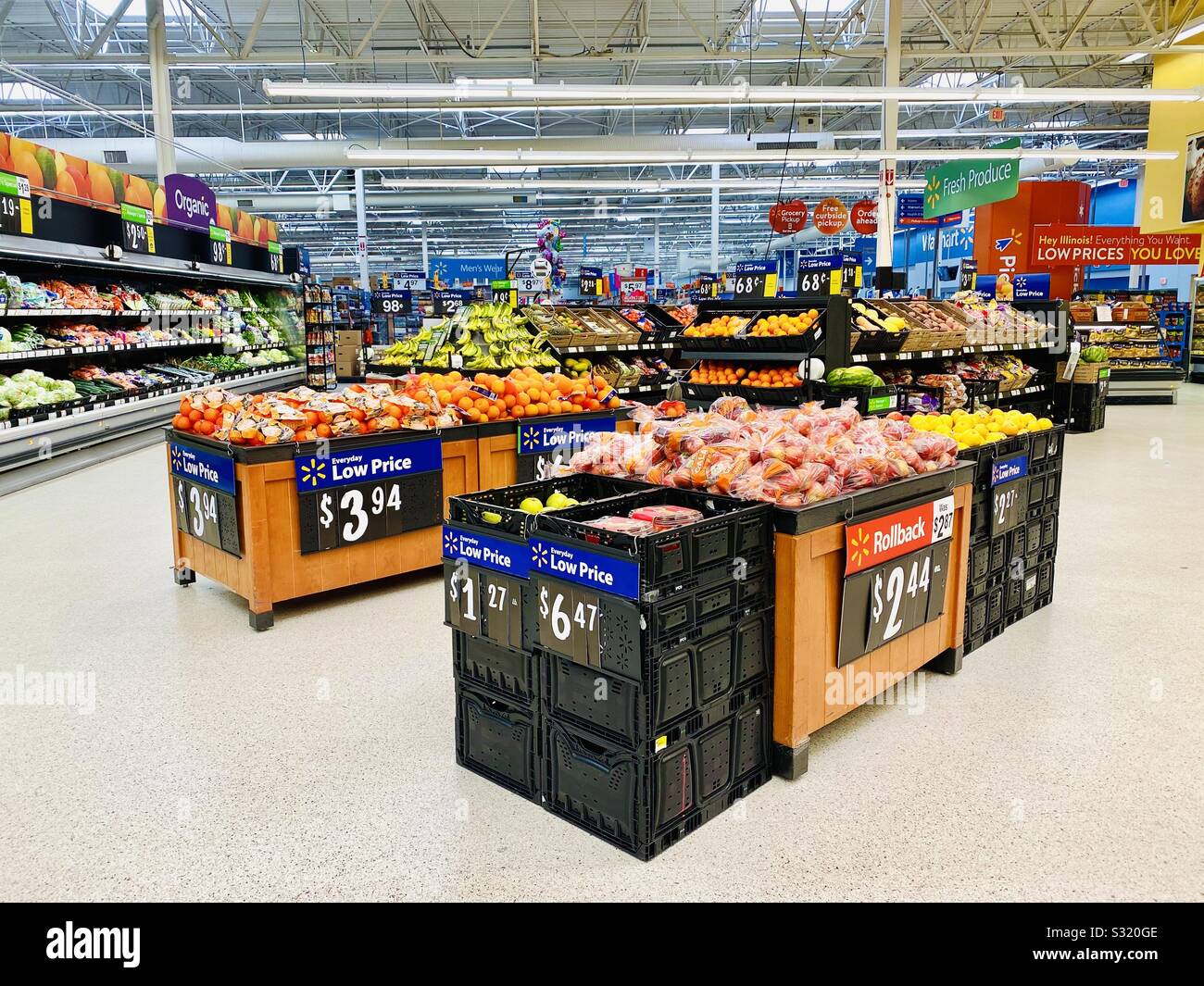 Interior walmart store in miami hi-res stock photography and images - Alamy