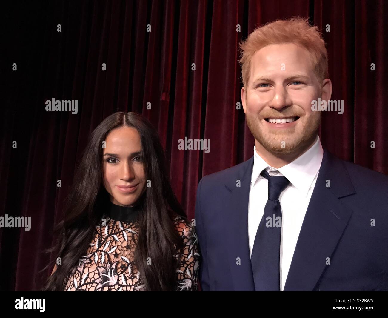 Harry and meghan figures hi-res stock photography and images - Alamy