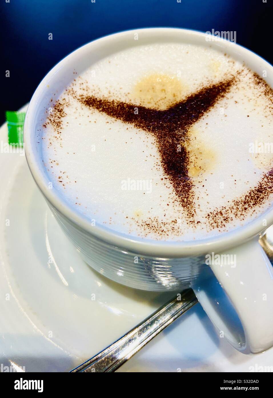 Mainz, Gernany- January 23, 2020: Mercedes Benz logo made with cocoa on a cup of cappucino Stock Photo