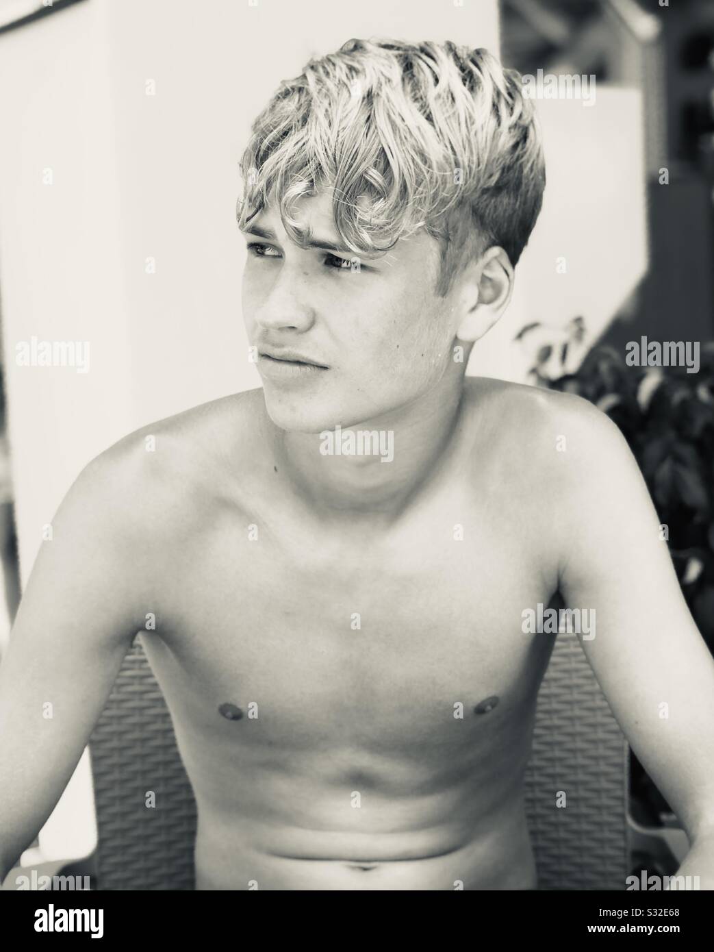 Moody teenager boy hi-res stock photography and images - Alamy