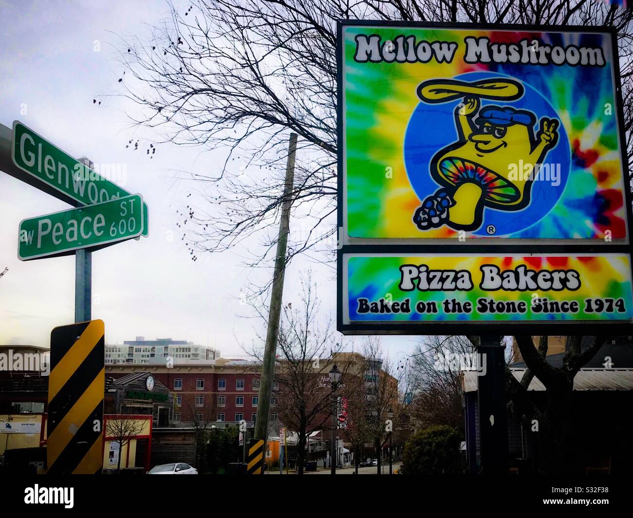 Colorfully psychedelic Mellow Mushroom sign on Peace Street, Raleigh, North Carolina Stock Photo