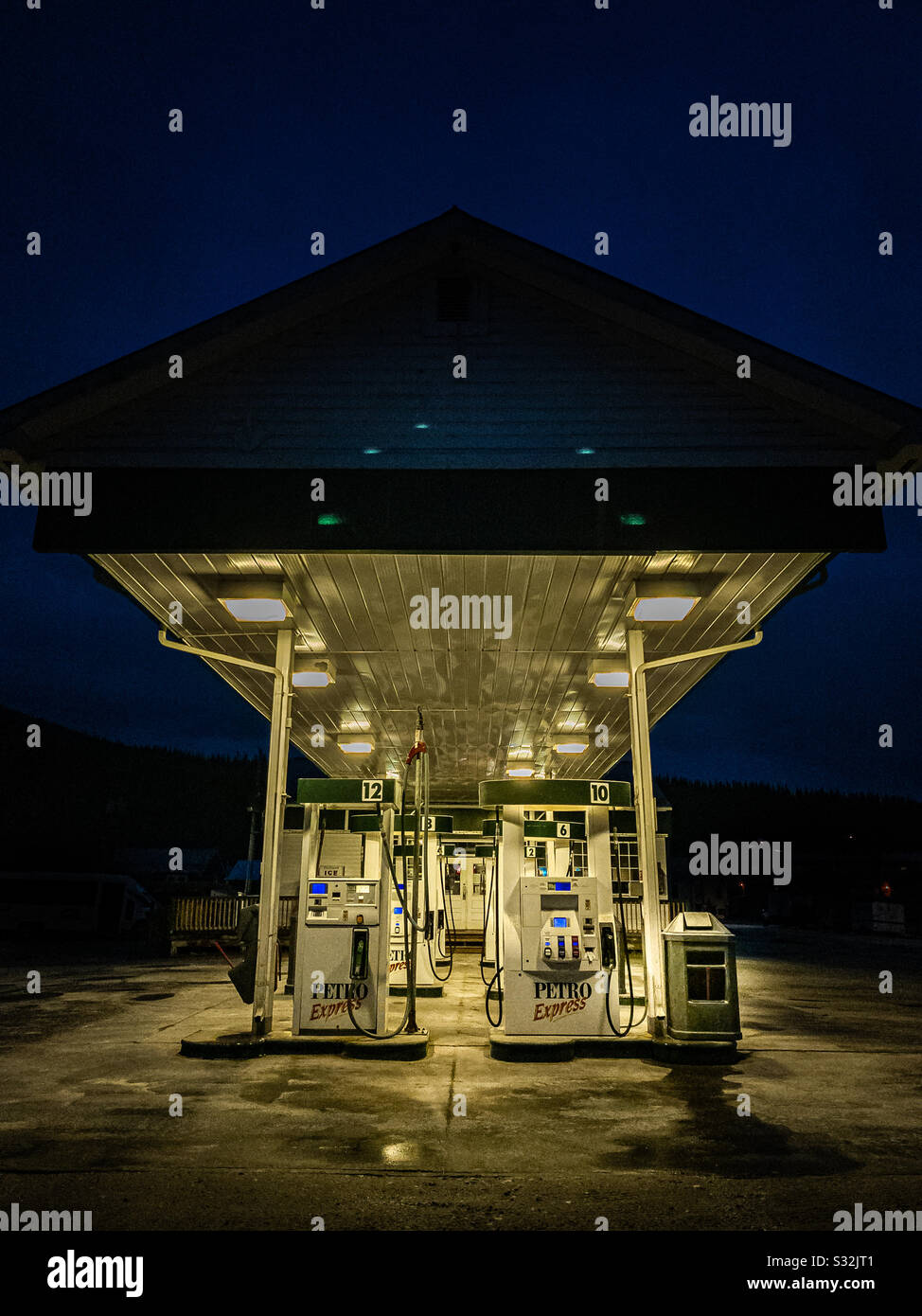 Yukon Territory gas station Stock Photo Alamy