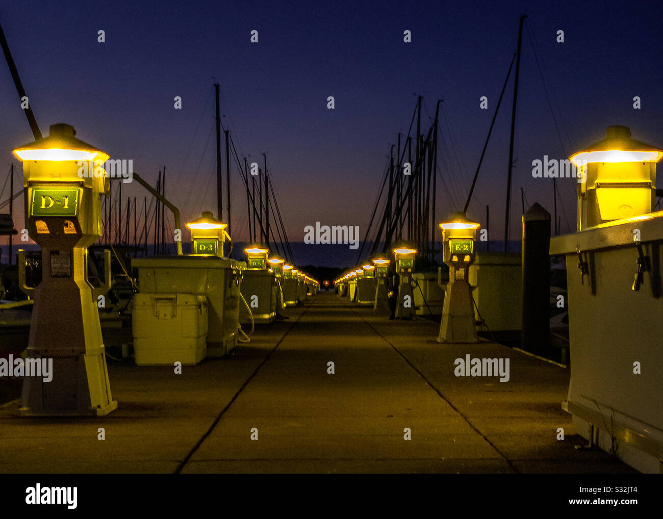 Sailboats on the pier hi-res stock photography and images - Alamy