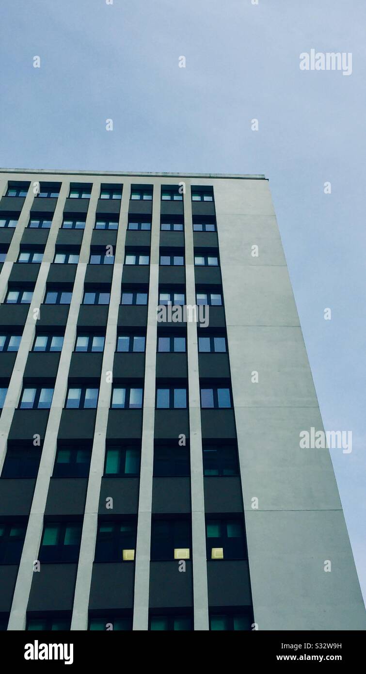 Office block office hi-res stock photography and images - Alamy