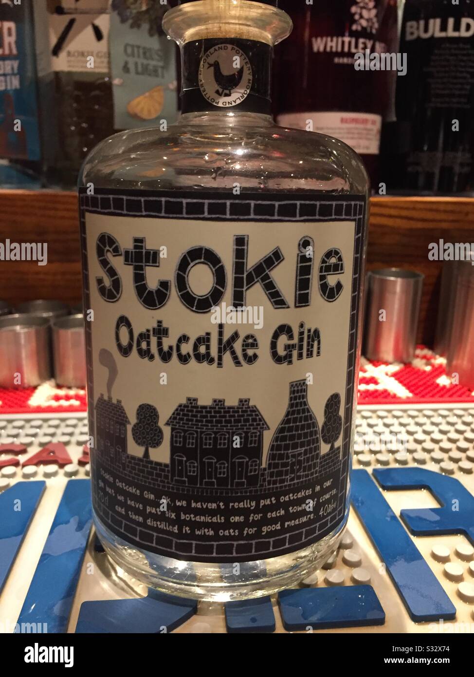 Stokie oatcake gin Bottle Stock Photo