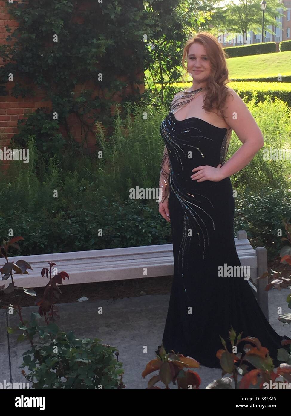 High school prom hi-res stock photography and images - Alamy
