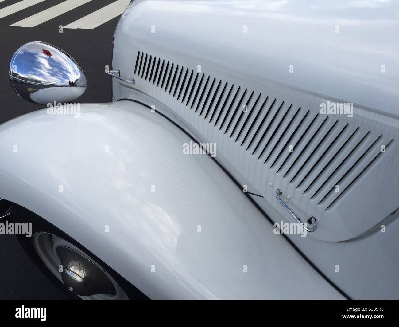 Vintage vehicle hi-res stock photography and images - Alamy