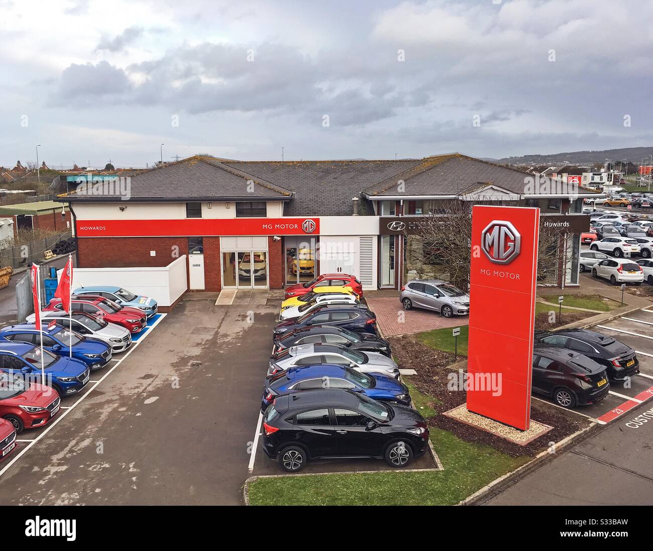 Morris garages cars hires stock photography and images Alamy