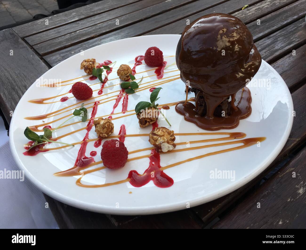 Nouvelle cuisine hires stock photography and images Alamy