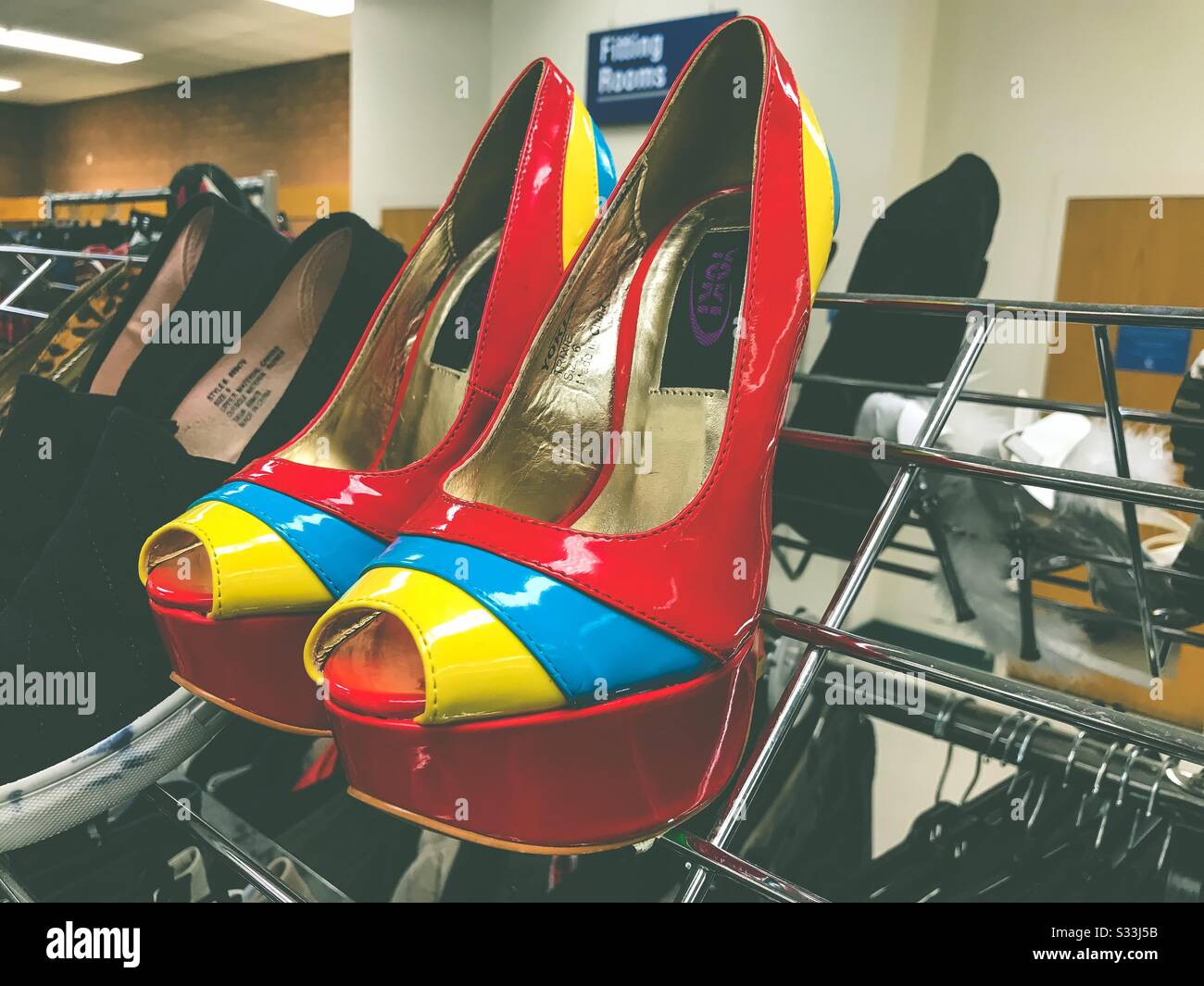 Peep toe hi-res stock photography and images - Alamy