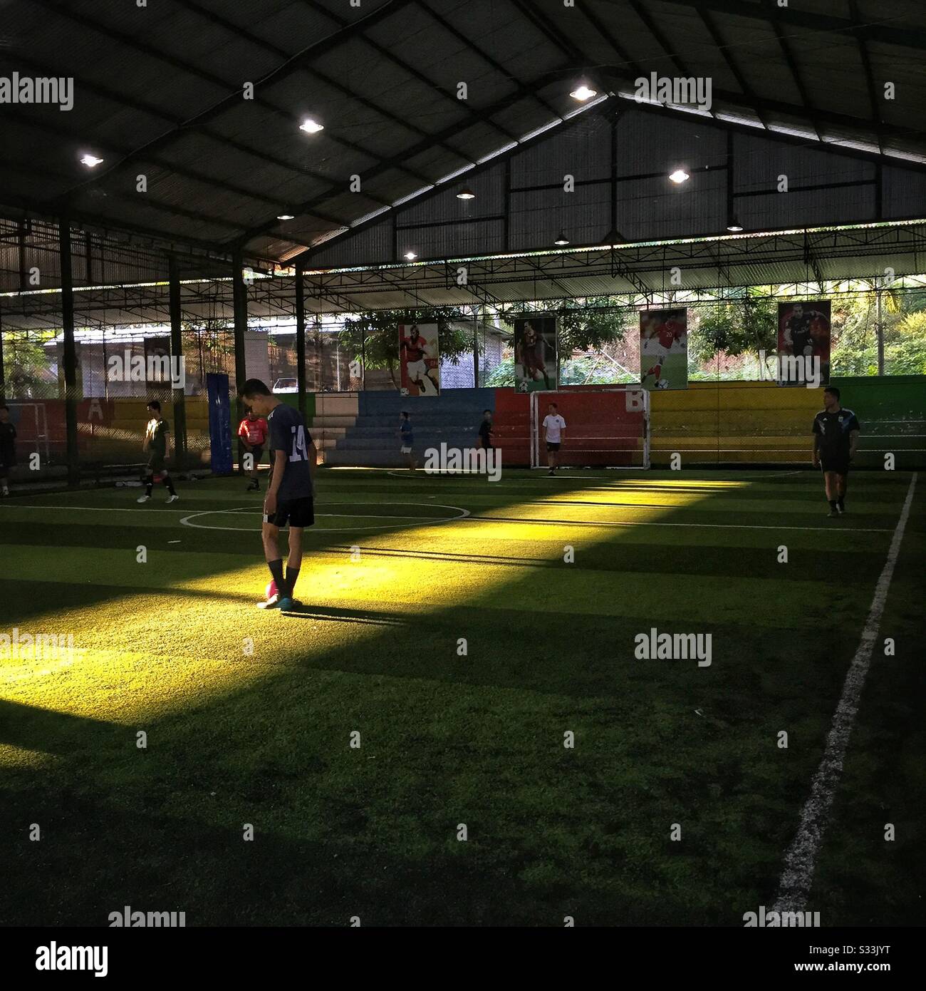 Campo De Futebol No Ubud Em Bali Foto Editorial - Imagem de esfera