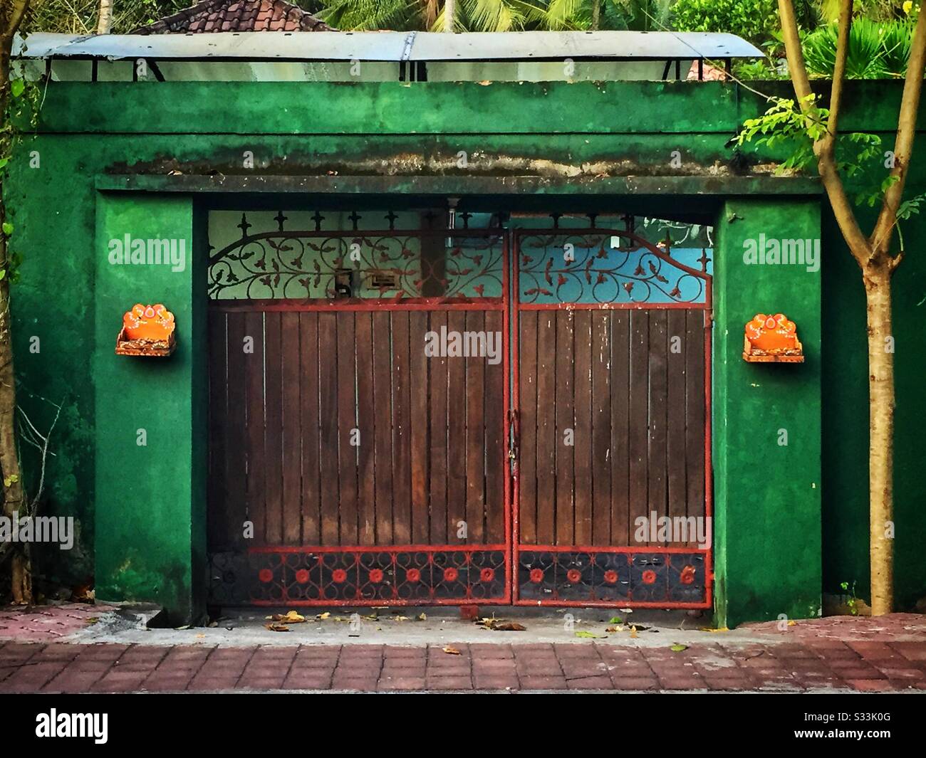 Entrance to a residential house compound in Candidasa, Bali, Indonesia Stock Photo