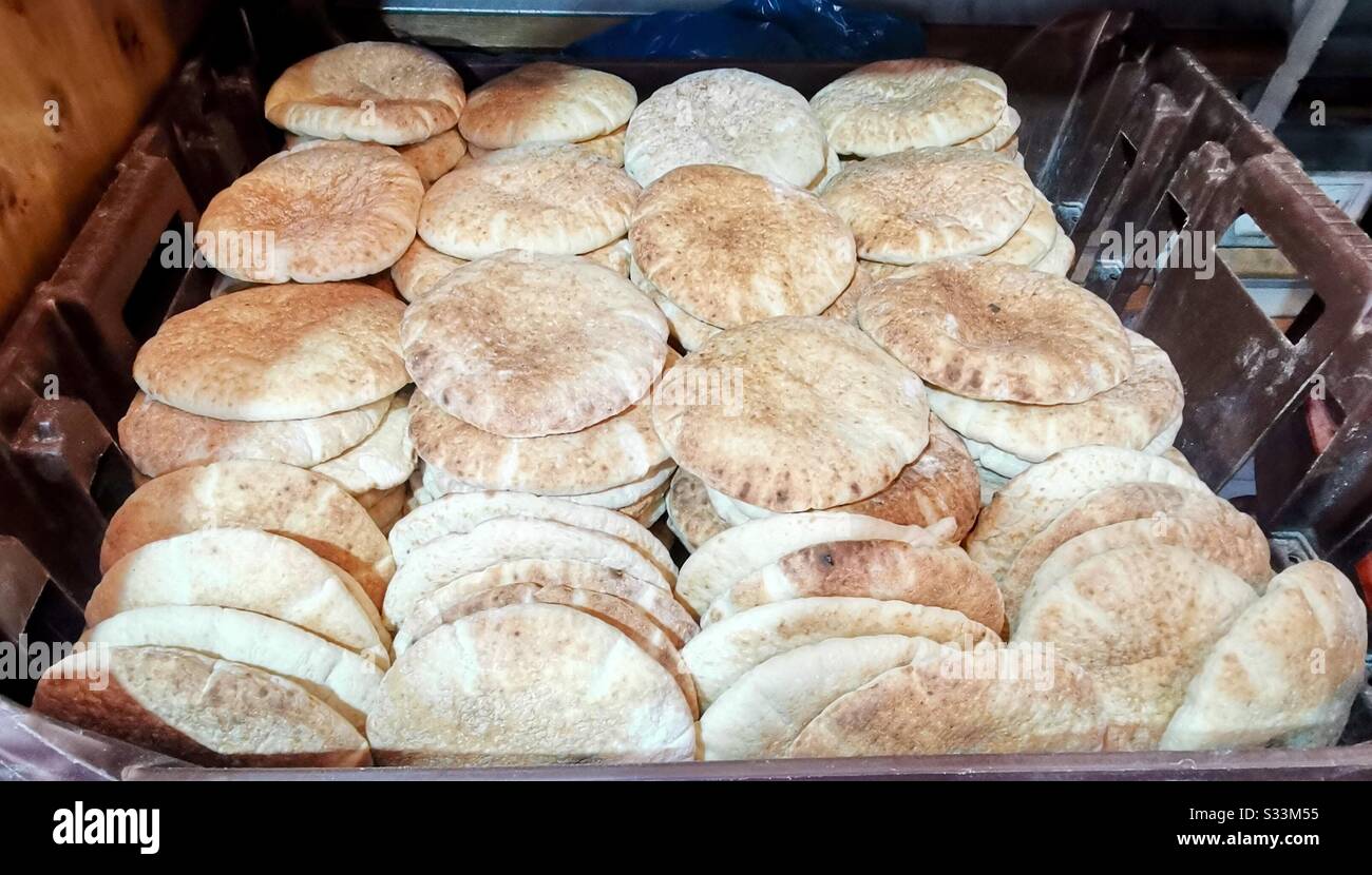 Pita bread bakery in Mahane Yehuda market in Jerusalem Stock Photo Alamy