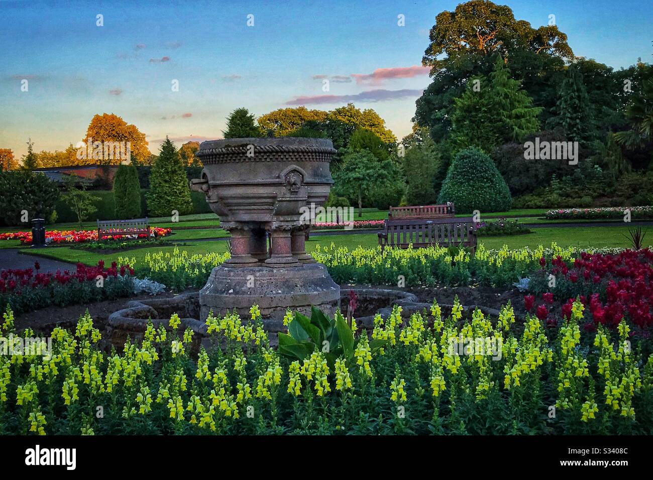 Levengrove park dumbarton hires stock photography and images Alamy