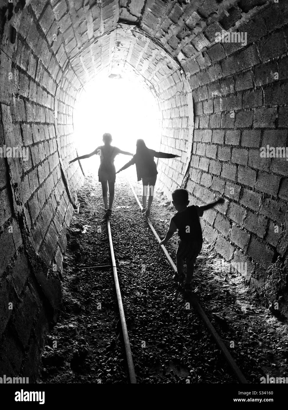 Childhood Black and White Stock Photos & Images - Alamy