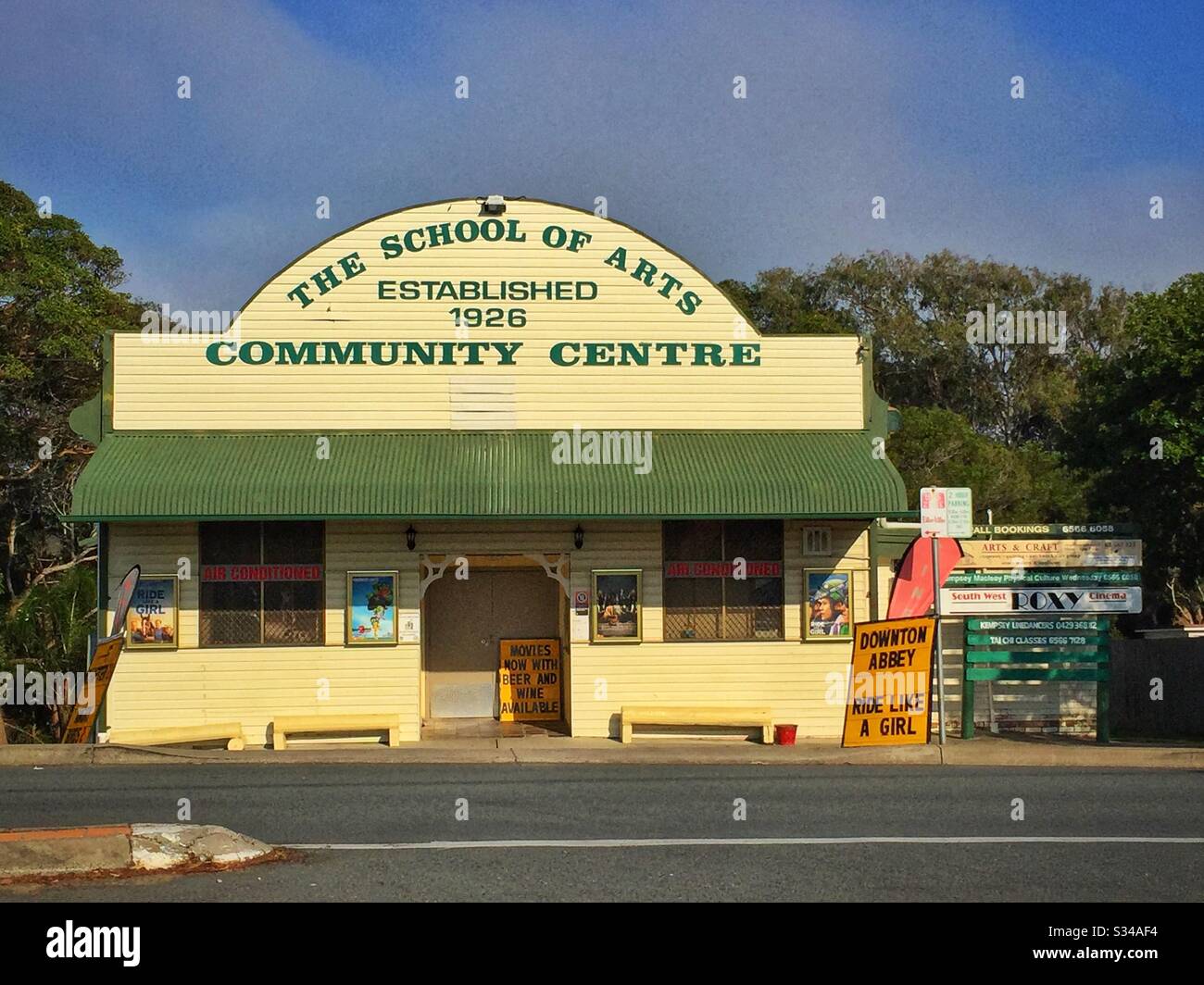 The South West Roxy cinema in the historic School of Arts Hall, South West Rocks, NSW, Australia Stock Photo