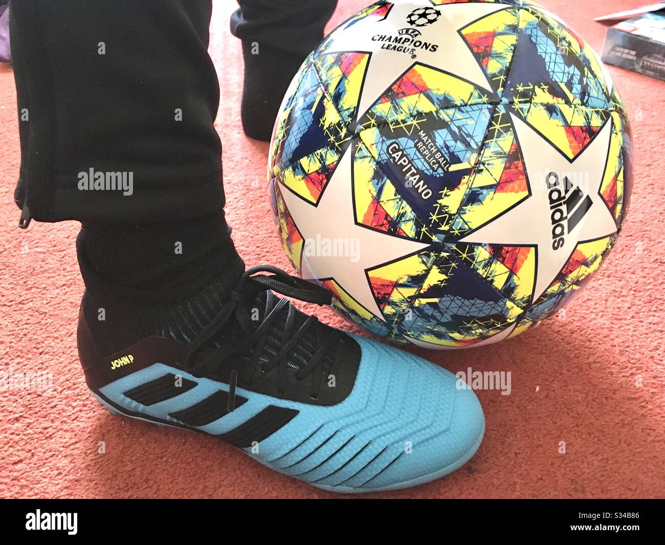 Adidas football adidas ball hi-res stock photography and images - Alamy