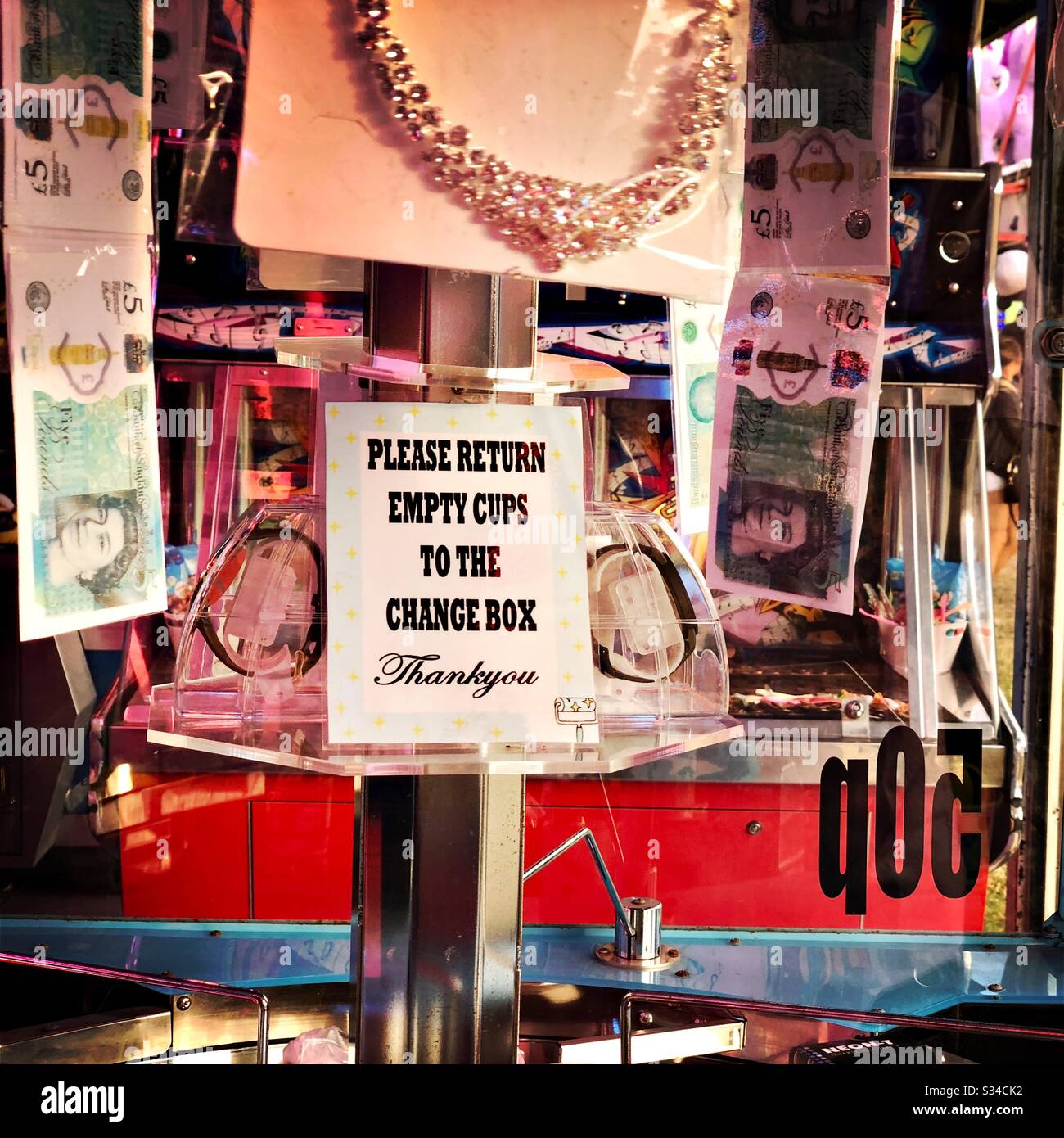 Prizes sign hi-res stock photography and images - Alamy