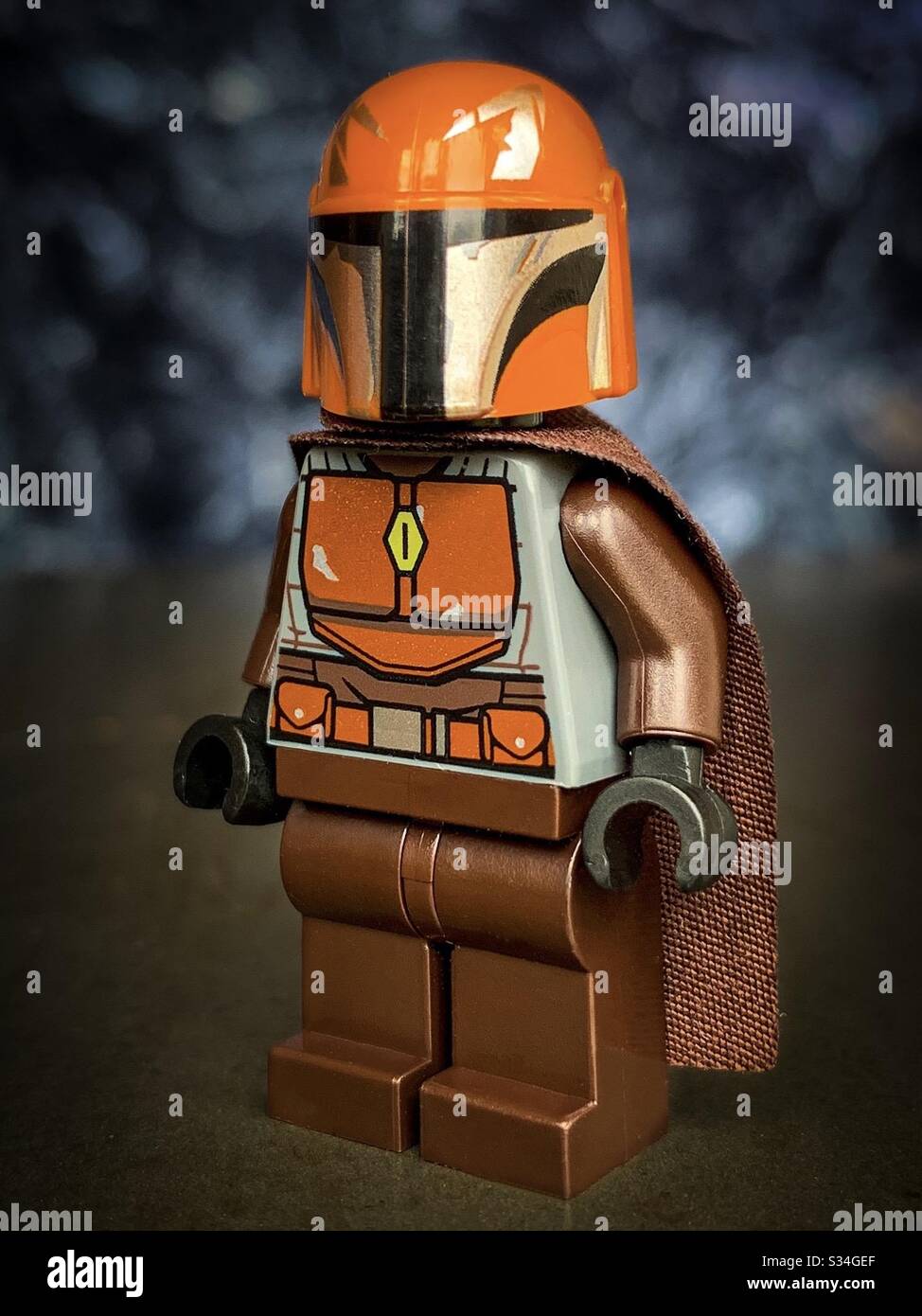 LEGO Star Wars – Mandalorian Armour – Brown, Orange