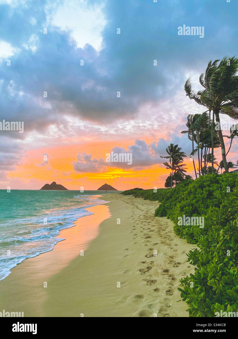 Sunrise at Lanikai Beach, Oahu, Hawaii Stock Photo