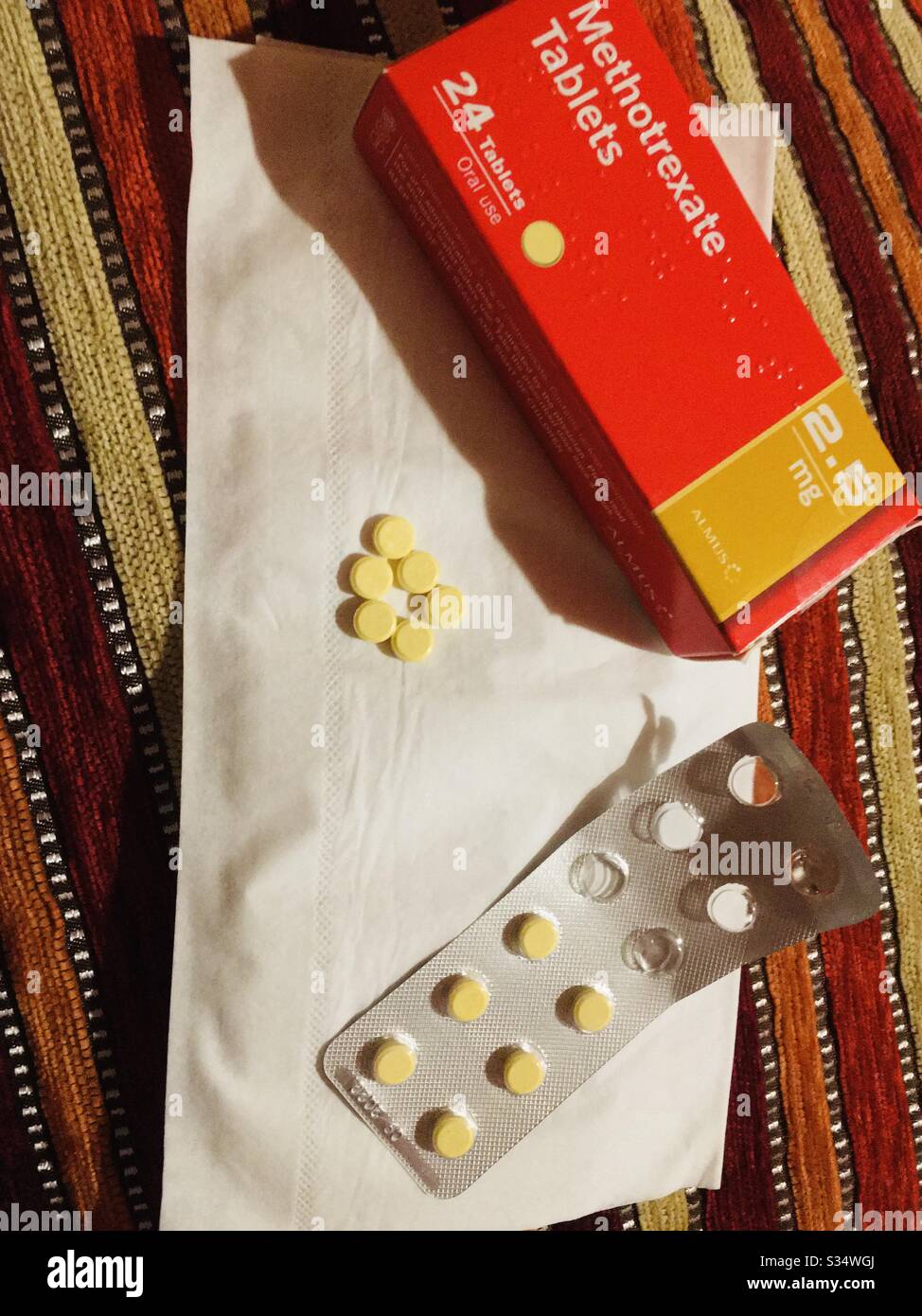 Methotrexate Box Methotrexate hi-res stock photography and images - Alamy