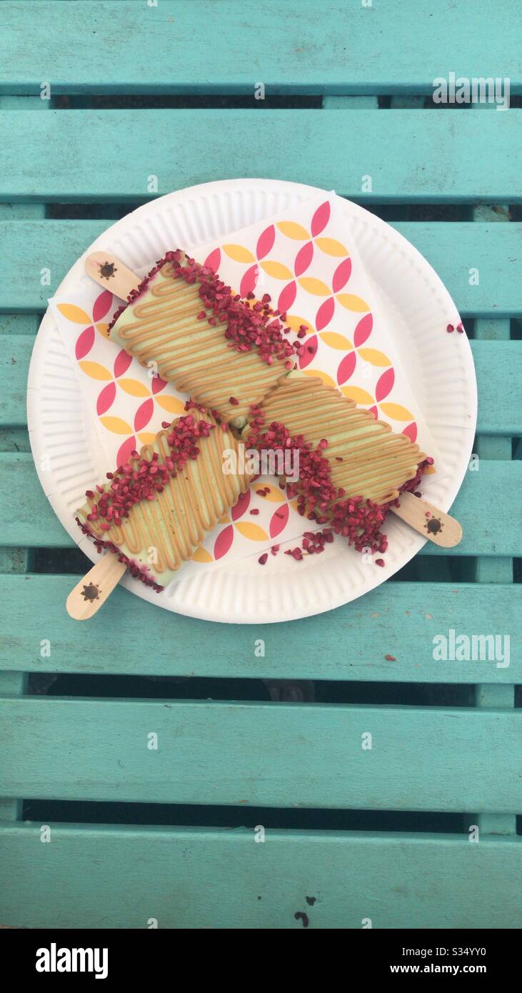 Paletas paletas hi-res stock photography and images - Alamy