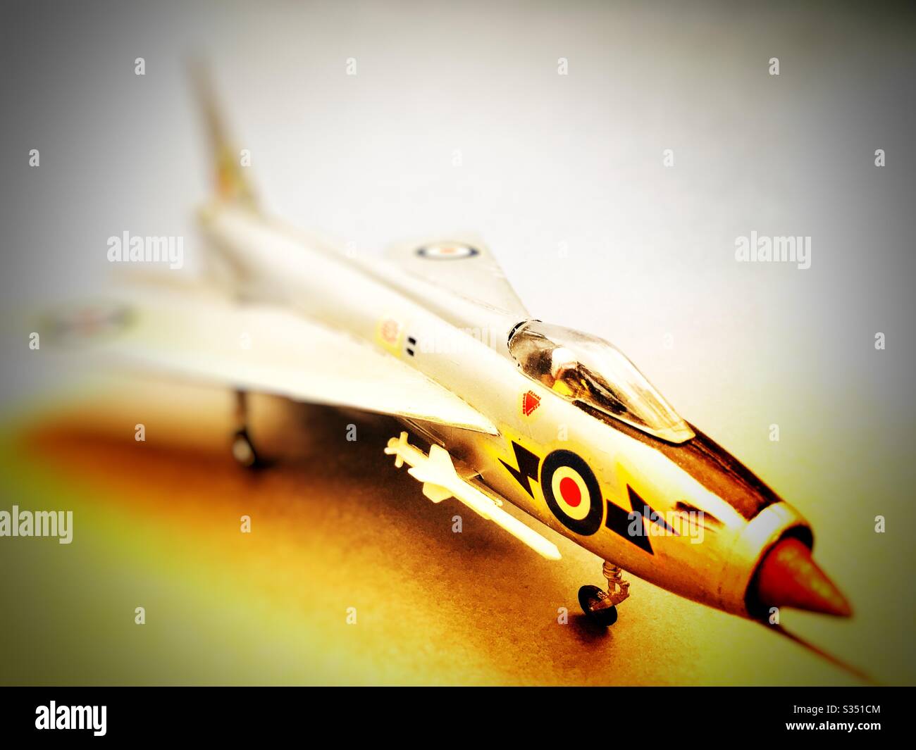 Lighting kit hires stock photography and images Alamy